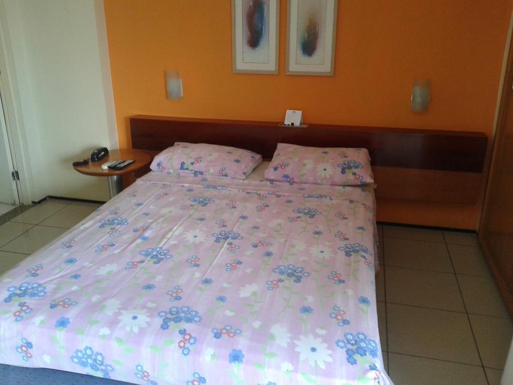 Aparthotel - Praia Mansa 1 E 2 Qtos ฟอร์ตาเลซา ภายนอก รูปภาพ
