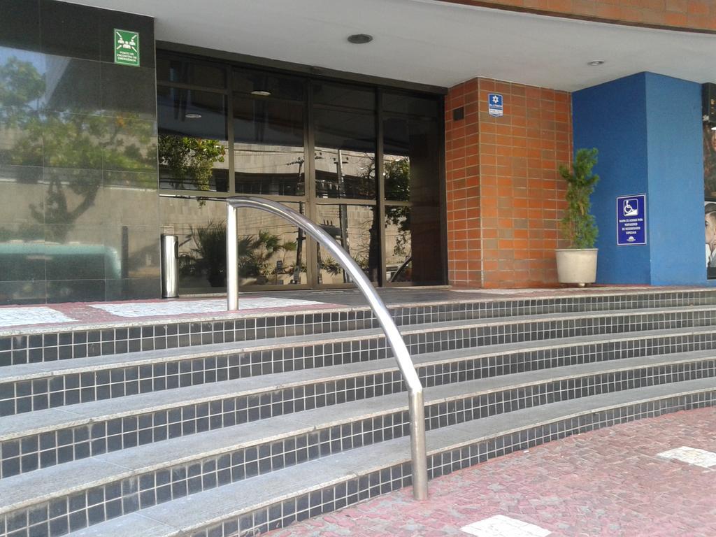 Aparthotel - Praia Mansa 1 E 2 Qtos ฟอร์ตาเลซา ภายนอก รูปภาพ